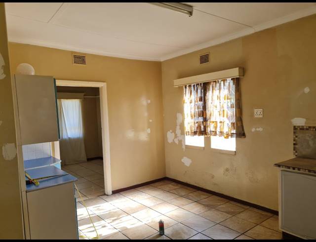 3 BEDROOM HOUSE TO LET IN GLENCOE